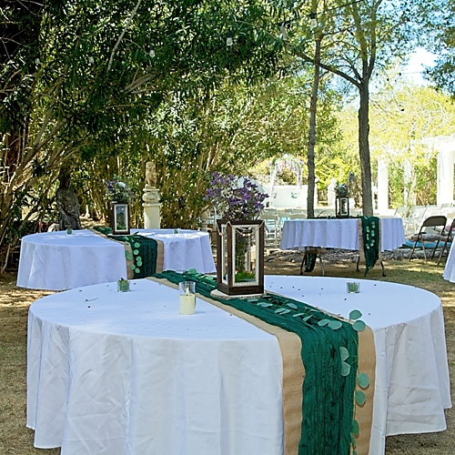 Tables and runners